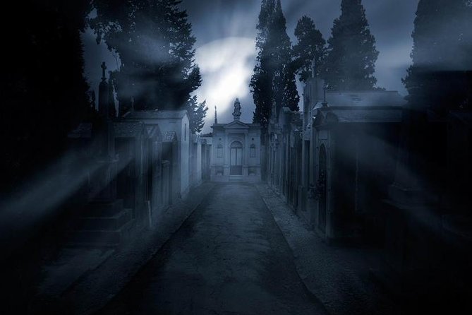 The New Orleans Darkness Tour - Haunted History of New Orleans