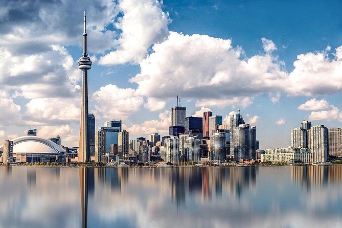 Toronto & Niagara Falls 2 Days Tour - Key Attractions in Toronto
