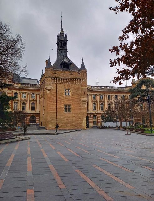 Toulouse: Self-Guided Audio Tour - Audio Guide Features