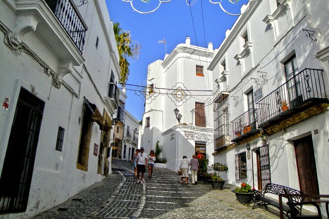 Tour in Vejer: Arab, Jewish and Christian History of Vejer, Cádiz - Meeting and Pickup Logistics