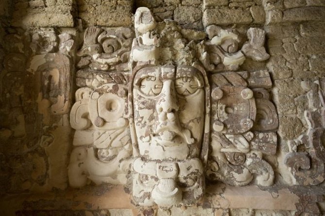 Tour to Dzibanche and Kohunlich With Transportation and 3 Course Meal Included - Pickup and Meeting Point