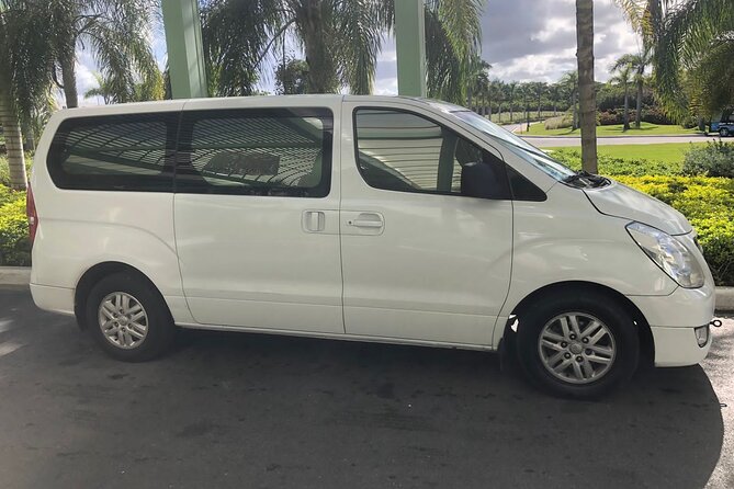 Transfers From Bayahibe to the Airport and Vice Versa - Reliable and Efficient Transportation Solutions