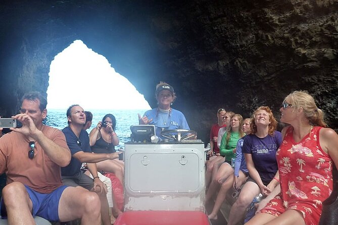 Ultimate Na Pali Coast Zodiac Boat Snorkeling and Sea Cave Tour - Snorkeling in Uncrowded Aquatic Wonders