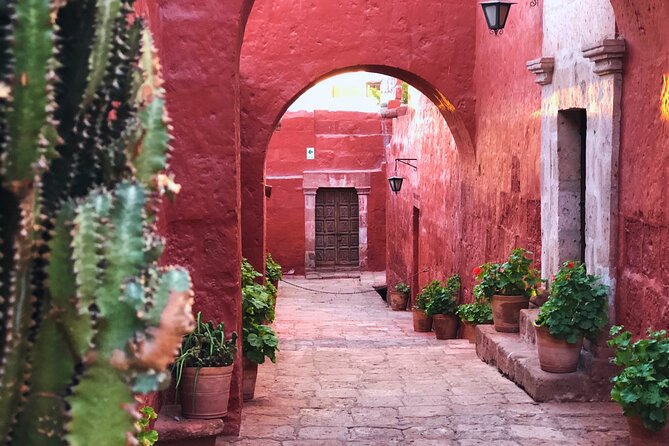 Urban Wonders in Arequipa: City Tour and Monastery - Delve Into the Monastery
