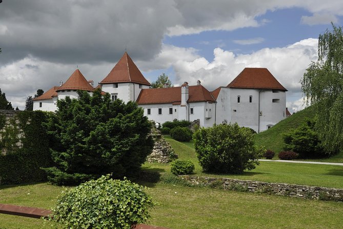 Varaždin Walking Tour - St. Marys Basilica and Cathedral