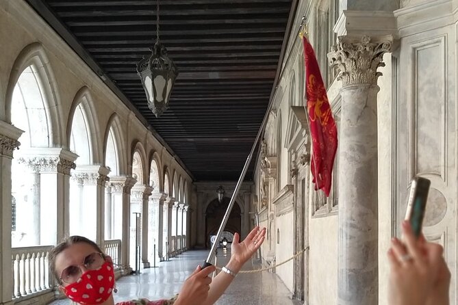 Venice 1-Hour Guided Tour in Romanian Language - Exploring Venice After the Tour