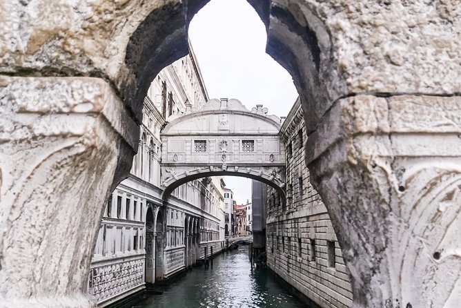 Venice Highlights : Walking Tour 2 Hours and Boat Tour to Murano - Inclusions and Highlights