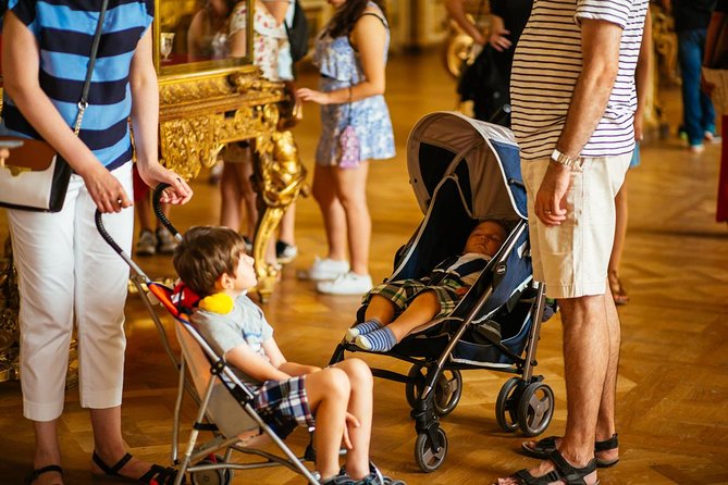 Versailles: 2-Hour Private Tour for Families & Children - Convenient Meeting Point and Access