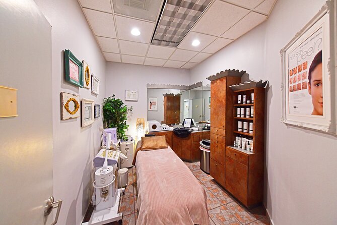 VIP 90 Minute Reflexology and Massage Combo - Location and Hours