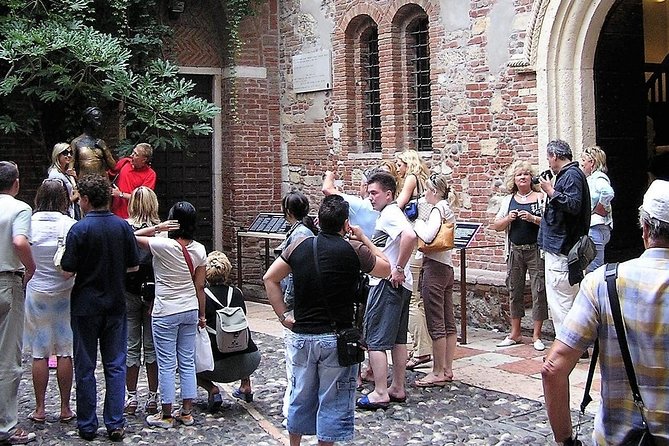 Visit of Verona and Lake Garda. Full Day Tour From Milan - Meeting and Pickup Information