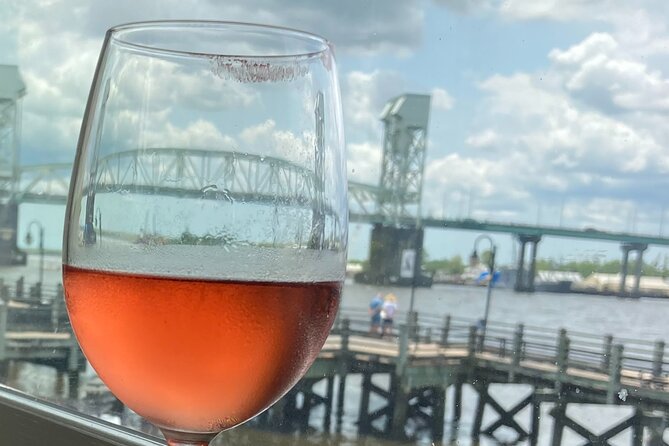 Wilmington Wine and History Stroll - Architectural Wonders of Wilmington