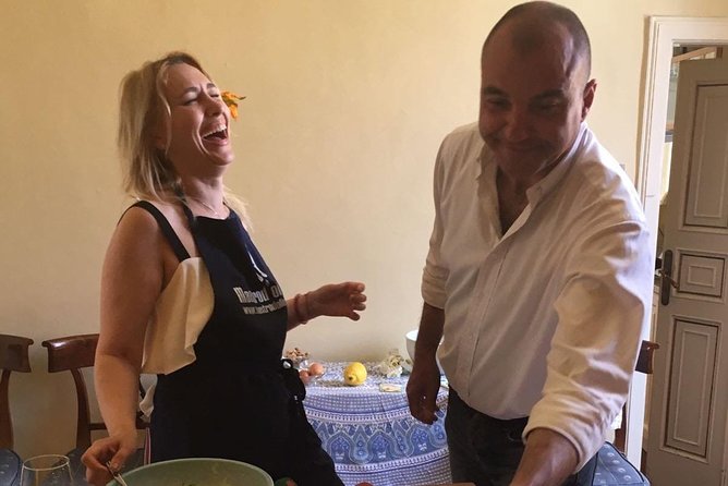 Wine and Extra Virgin Olive Oil Tasting in Lucca, Tuscany - Experiencing the Olive Oil Tasting