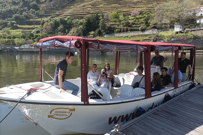 1-Hour Boat Trip Along the Douro River in Pinhão - Tips for a Great Experience