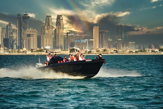 1-Hour Dubai Tour by Black Boat - Admiring Jumeirah Beach Residences
