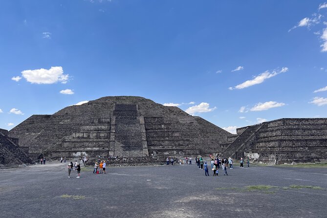 100% Private Tour in Teotihuacán Pyramids From Mexico City - Guide Commendations