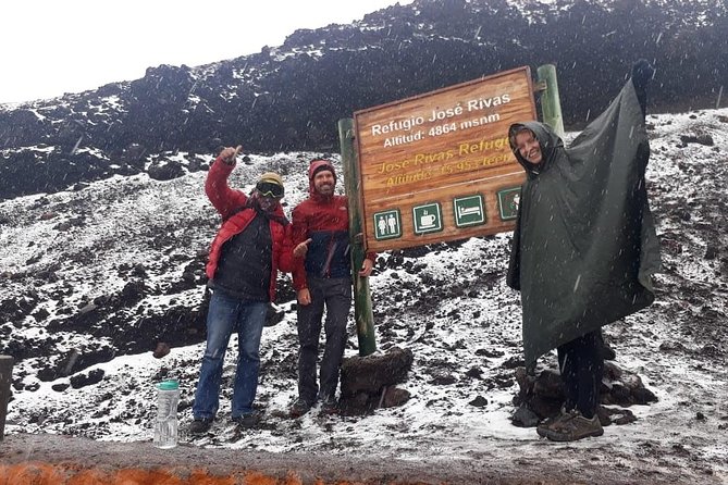2 Day 1 Night Tour to Cotopaxi Volcano and Quilotoa Lagoon All Included - Health and Accessibility Requirements