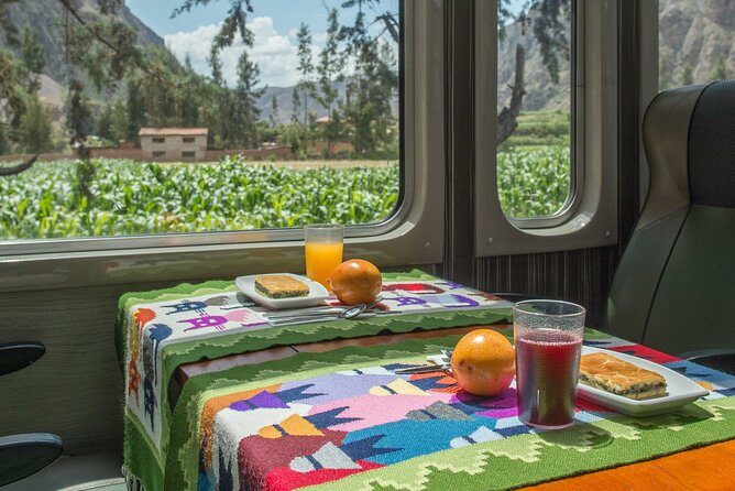 2-Day Private Tour: Sacred Valley and Machu Picchu by Train - Pickup and Meeting Details