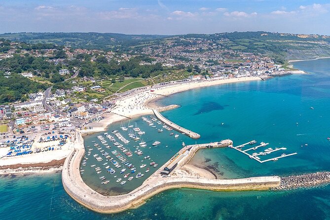 2 DAY TOUR | Jurassic Coast, Glastonbury, Stonehenge & Salisbury - Visiting Historic Salisbury