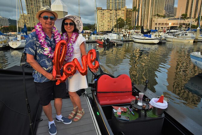 2-Hour Small-Group Gondola Excursion in Waikiki - Booking Information