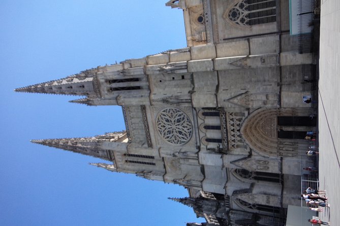 2 Hours - Bordeaux Private Tour With a Native Guide - Availability and Booking Details