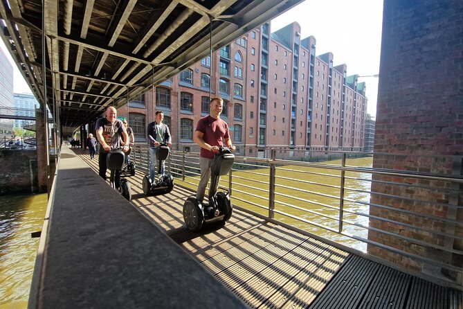 2 Hours Guided Hamburg Segway Night Tour - Accessibility and Participation