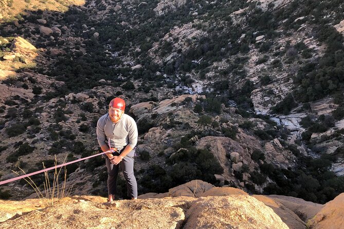 2 Hours of Rappelling in Tucson With Snacks - Included Amenities