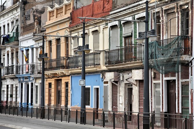 2 Hours Self Guided Audio Tour in Valencia - Tour Content