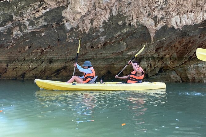 2 in 1 Excursion Visiting Bayano Caves and Kayaking in Río Tigre - Meeting and Pickup