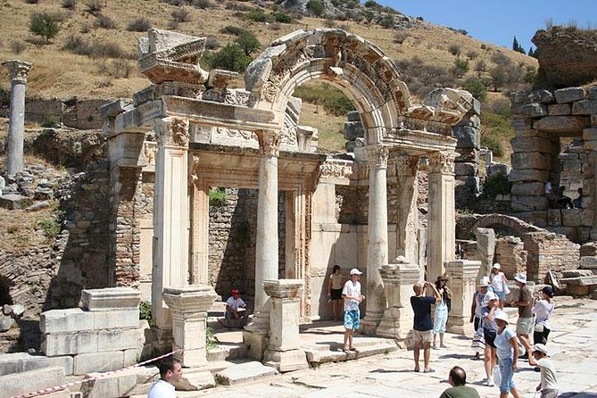 3 Day Highlights Of Aegean Tour Ephesus & Pamukkale & Priene & Miletus & Didyma - Ephesus: Ancient Marvels