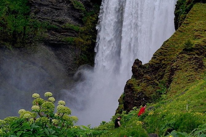 3 Day South Iceland - PRIVATE TOUR (Golden Circle & South Coast) - Discovering Icelandic Waterfalls