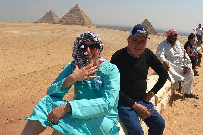 3 Days Pyramids ,Cairo,White & Black Desert Camp Safari From 50$ - Guest Reviews and Ratings