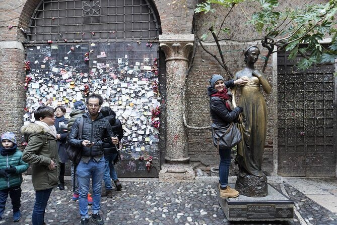 3 Hour Walking Tour of Verona and Arena - Discovering Historic Landmarks