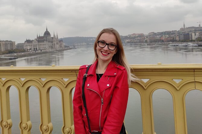 3 Hours Private Guided Tour In Budapest - Knowledgeable Private Guide Commentary