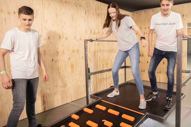 3D Adventure Black Light Minigolf in Berlin - Accessibility