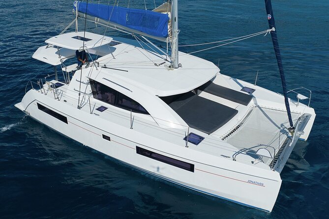 4-Hour Private 40 Luxury Catamaran Tour With Food, Open Bar & Snorkeling - Meeting and Pickup