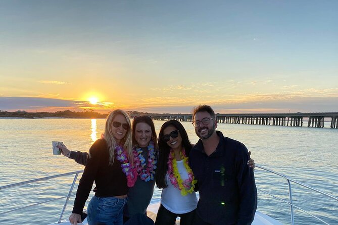 4 Hours Happy Hour Cruise - Participant Requirements