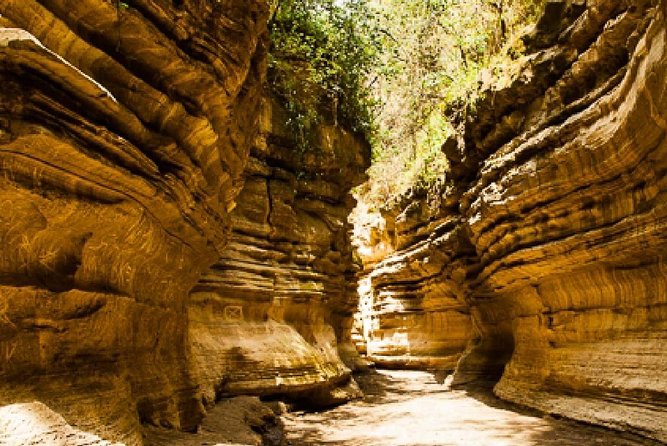 7 Day Masaai Mara, Lake Nakuru, Lake Naivasha / Hells Gate and Amboseli Safari - Tour Logistics