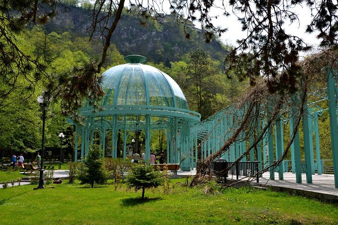 8-Day Small-Group Sightseeing Tour of Georgia - Additional Information