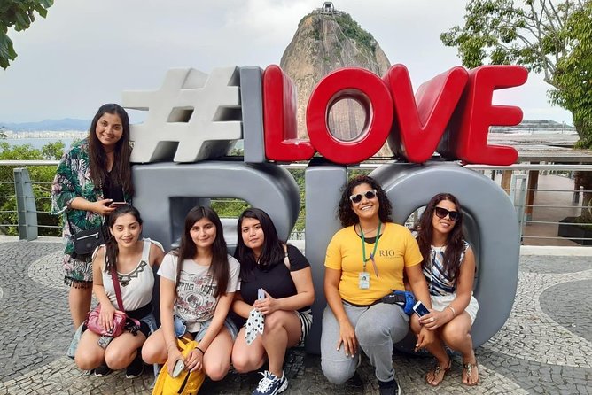 A Day in Rio De Janeiro - Discovering Vibrant Favelas