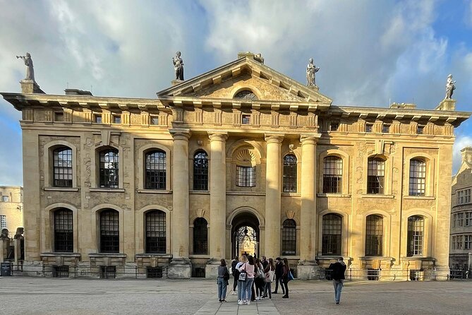 A Guide to the City of Dreaming Spires: A Self-Guided Audio Tour of Oxford - Tour Experience