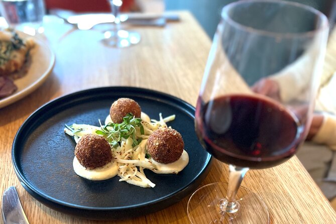 A Private Evening Tour With a Scottish Sommelier - Meeting and Pickup