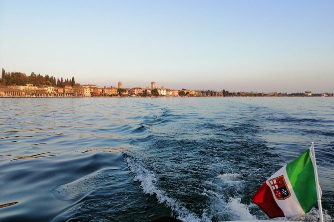 A Walking Tour and a Mini-Cruise in Sirmione - A Scenic Mini-Cruise