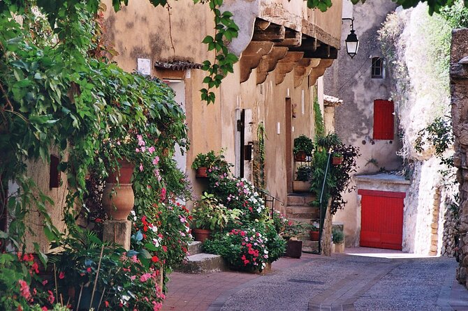 Aix En Provence and Wine Tasting Private Full Day Tour - Pickup and Meeting Details