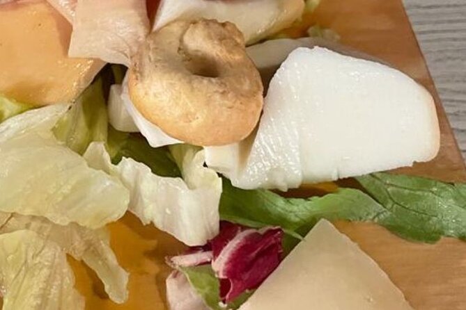 Alberobello Walking Tour With Aperitif - Aperitif and Local Flavors