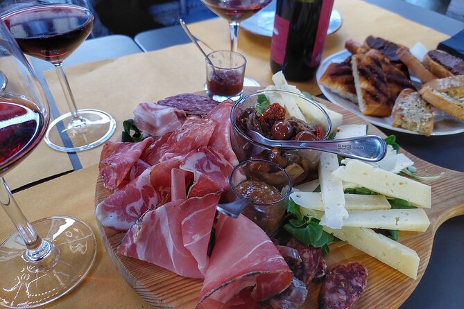 An Authentic Food & Wine Tour With a Sommelier in Pisa - Meeting Point and Pickup Details