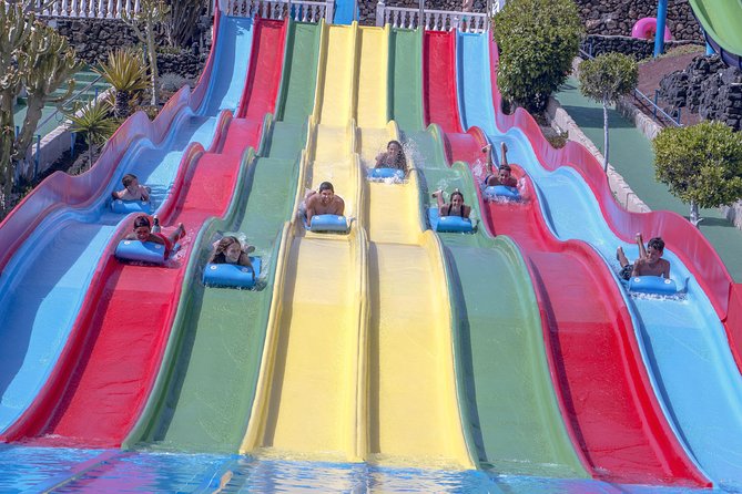 Aquapark Costa Teguise Tickets With Optional Transfer - Amenities and Facilities