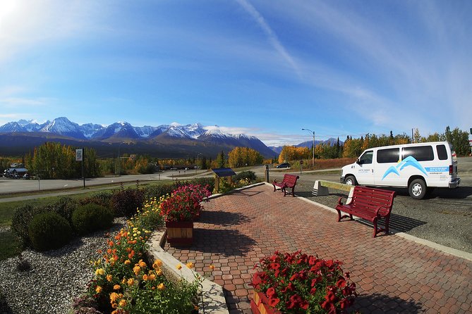 Arctic Day: Kluane National Park Tour | Full Day - Meeting and Pickup