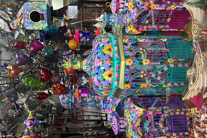 Arts and Snacks Walking Tour With Taste of San Miguel - Tour Highlights