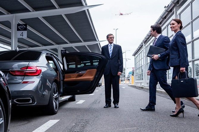 Baku Airport Private Transfer Service - Navigating Baku With Ease