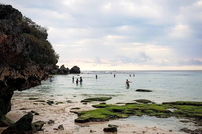 Bali Half-Day GWK-Beach, Uluwatu Sunset, Kecak, Dinner - Health and Accessibility Considerations